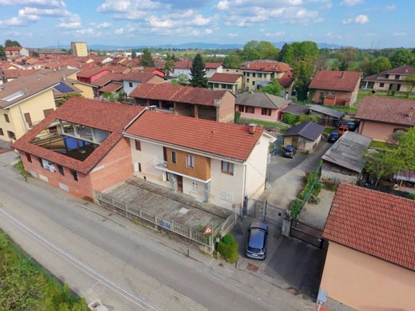 casa indipendente in vendita a San Gillio