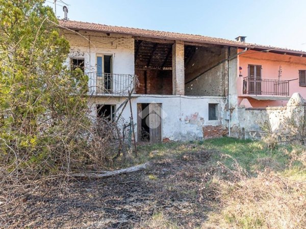 casale in vendita a San Gillio