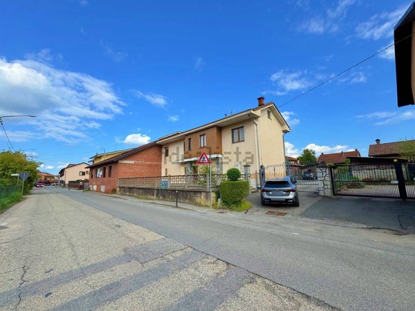 casa indipendente in vendita a San Gillio