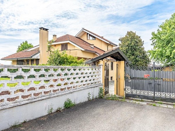 casa indipendente in vendita a San Gillio