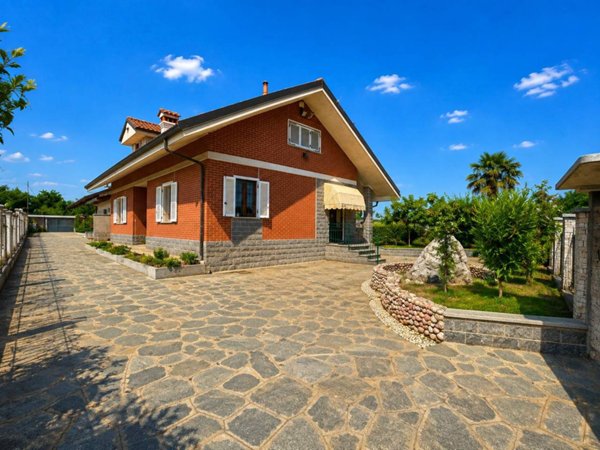 casa indipendente in vendita a San Gillio