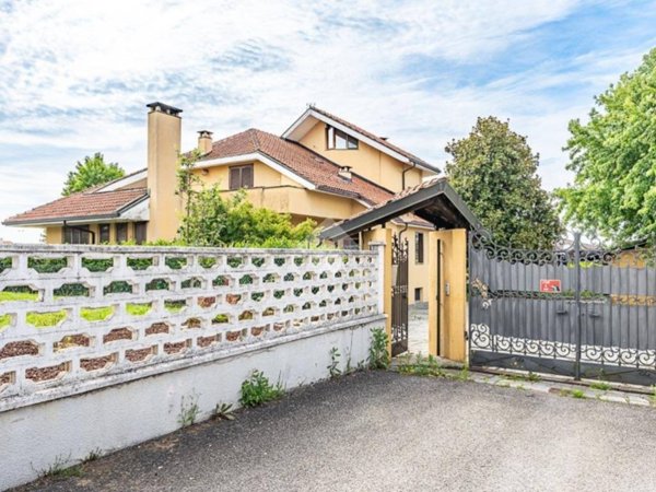 casa indipendente in vendita a San Gillio