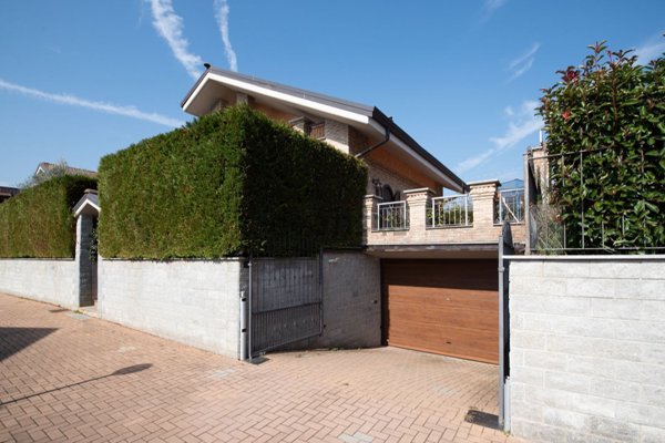 casa indipendente in vendita a San Gillio