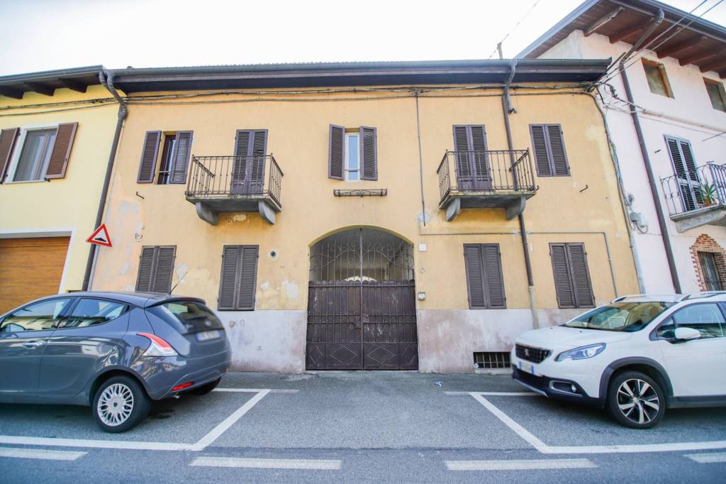 casa indipendente in vendita a San Giorgio Canavese