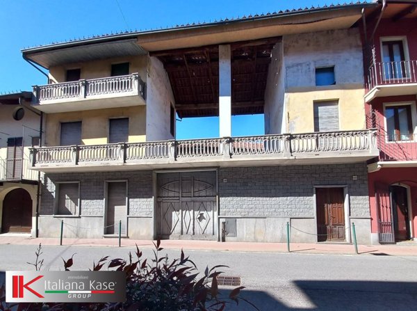 casa indipendente in vendita a San Giorgio Canavese