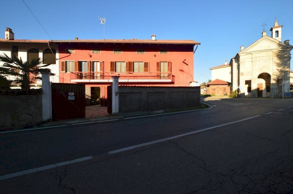 casa semindipendente in vendita a San Giorgio Canavese
