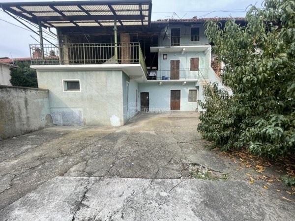 casa indipendente in vendita a San Giorgio Canavese in zona Cortereggio
