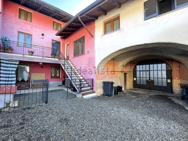 casa indipendente in vendita a San Giorgio Canavese
