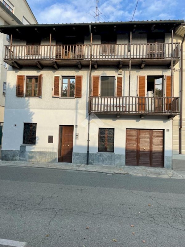 casa indipendente in vendita a San Giorgio Canavese