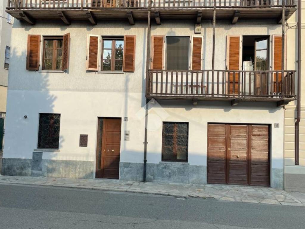 casa indipendente in vendita a San Giorgio Canavese