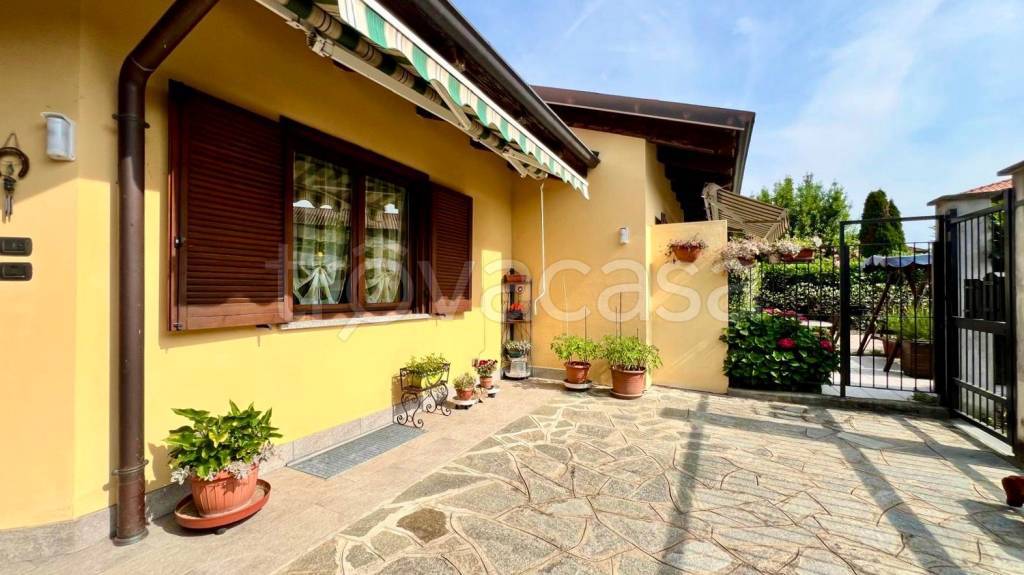 casa indipendente in vendita a San Giorgio Canavese