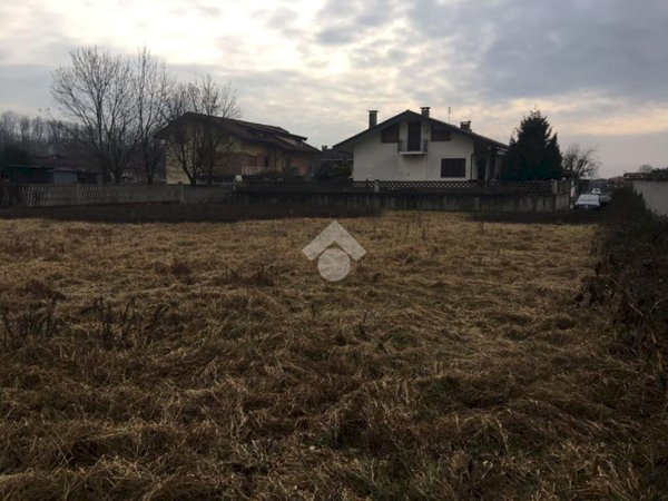 terreno edificabile in vendita a San Giorgio Canavese