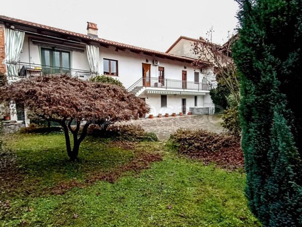 casa indipendente in vendita a San Giorgio Canavese