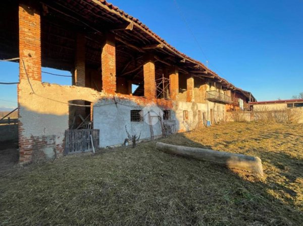casa indipendente in vendita a San Giorgio Canavese in zona Cortereggio