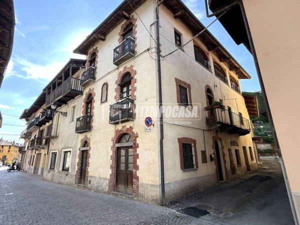 casa indipendente in vendita a San Giorgio Canavese
