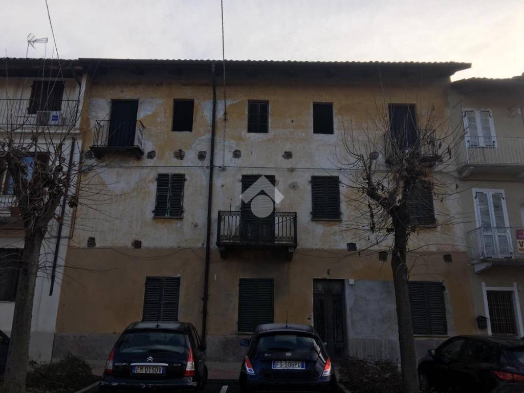 casa indipendente in vendita a San Giorgio Canavese