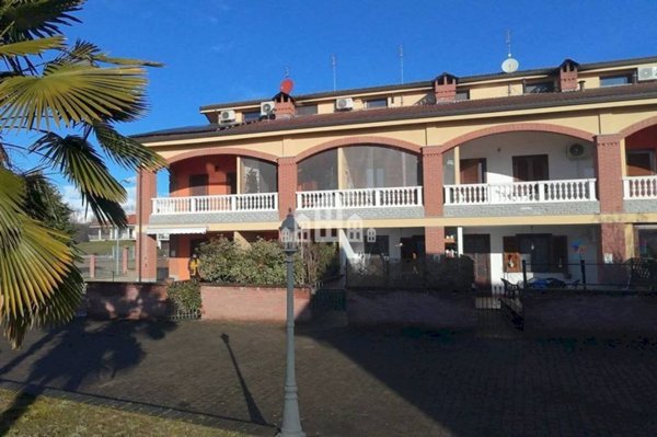 casa indipendente in vendita a San Giorgio Canavese