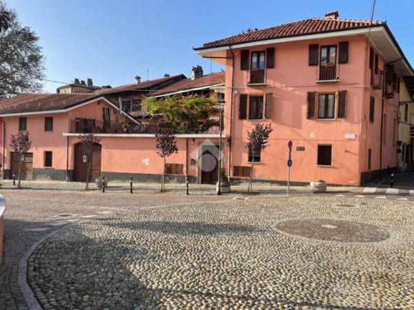 casa indipendente in vendita a San Giorgio Canavese