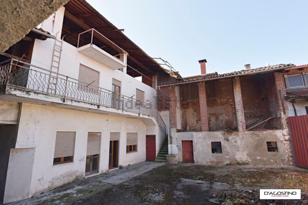 casa semindipendente in vendita a San Giorgio Canavese