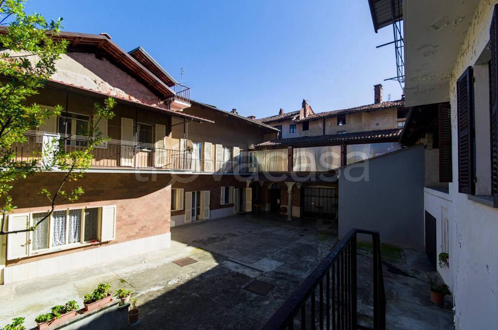 casa indipendente in vendita a San Giorgio Canavese