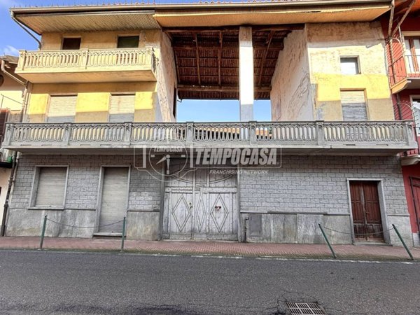 casa indipendente in vendita a San Giorgio Canavese
