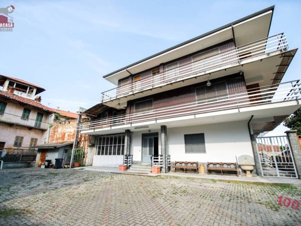 casa indipendente in vendita a San Giorgio Canavese