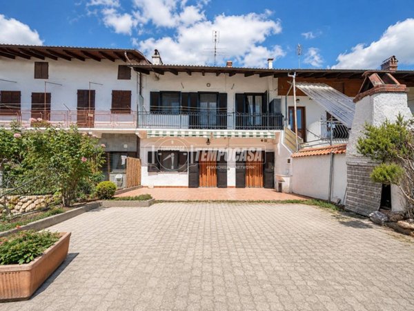 casa indipendente in vendita a San Giorgio Canavese in zona Cortereggio