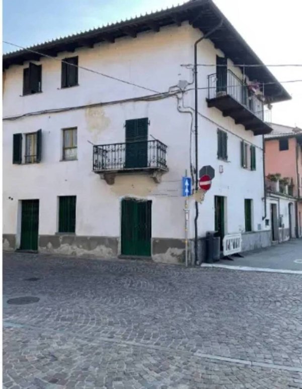 casa indipendente in vendita a San Giorgio Canavese