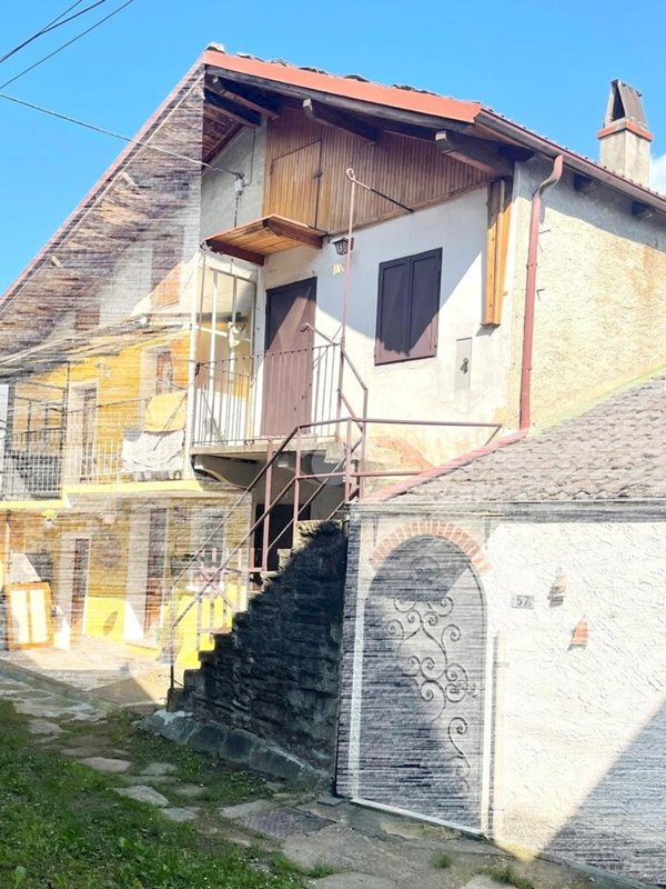 casa indipendente in vendita a San Giorio di Susa