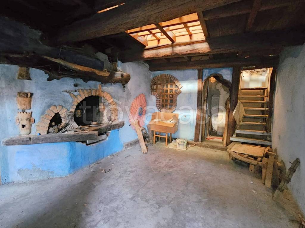 casa indipendente in vendita a San Giorio di Susa in zona Balma