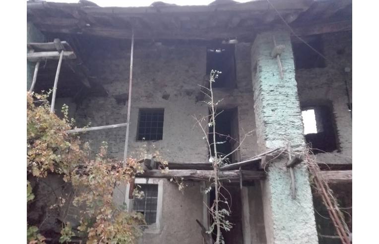 casa indipendente in vendita a San Giorio di Susa in zona Grangia