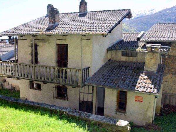 casa indipendente in vendita a San Giorio di Susa