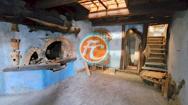 casa indipendente in vendita a San Giorio di Susa in zona Balma