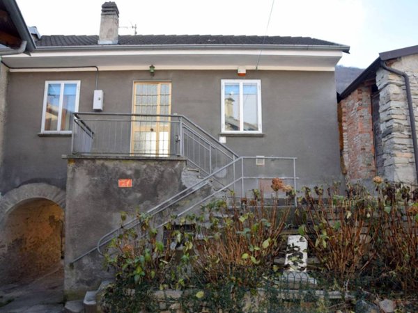 casa indipendente in vendita a San Giorio di Susa