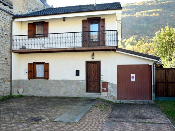 casa indipendente in vendita a San Giorio di Susa