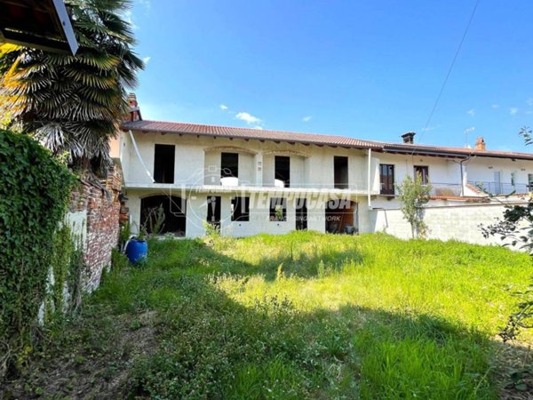 casa indipendente in vendita a San Giusto Canavese