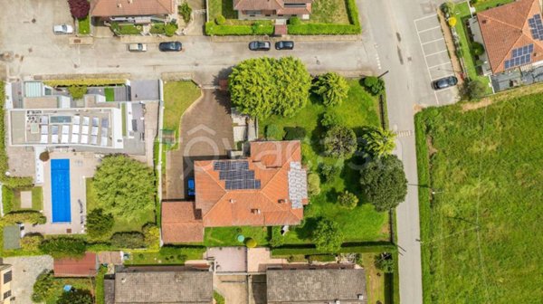 casa indipendente in vendita a San Giusto Canavese