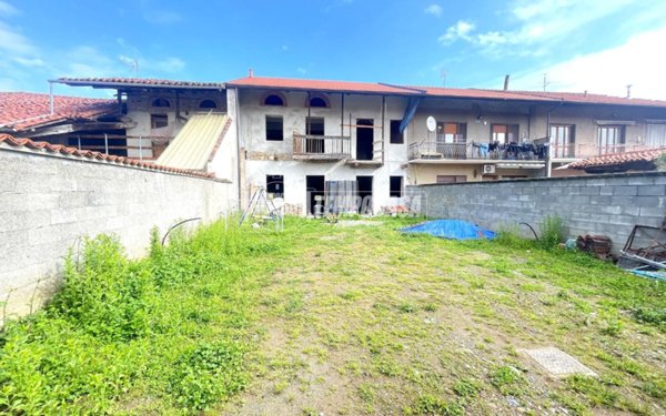 casa indipendente in vendita a San Giusto Canavese