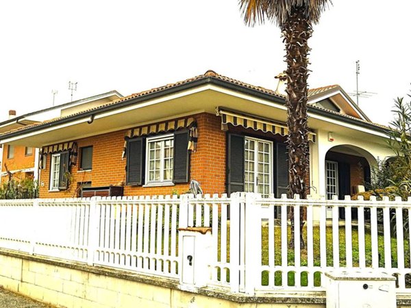 casa indipendente in vendita a San Giusto Canavese