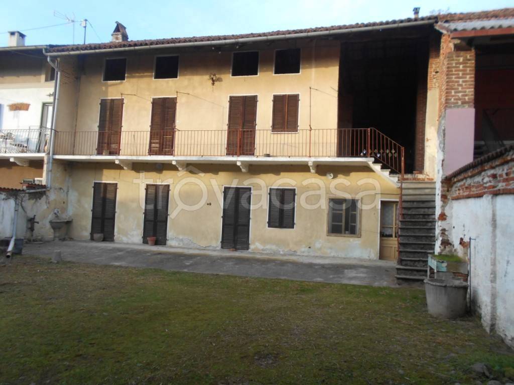 casa indipendente in vendita a San Giusto Canavese