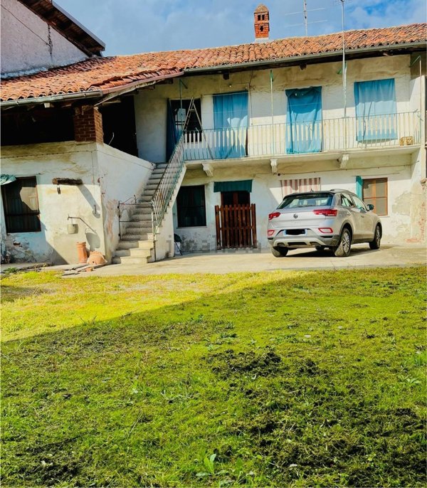 casa indipendente in vendita a San Giusto Canavese