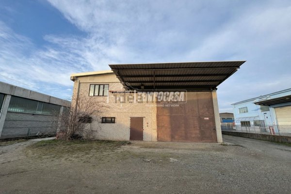 capannone in vendita a San Giusto Canavese