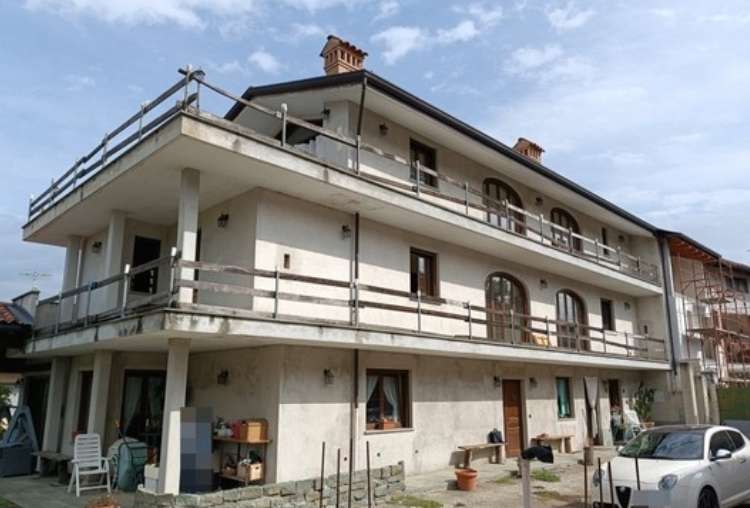 intera palazzina in vendita a San Martino Canavese