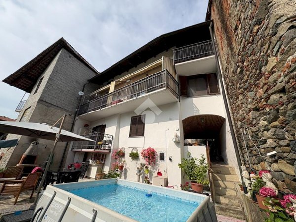 casa semindipendente in vendita a San Martino Canavese