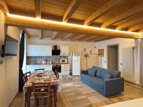 casa semindipendente in vendita a San Martino Canavese