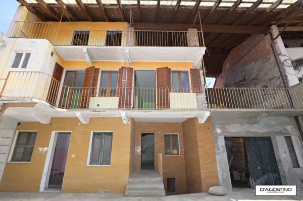 casa indipendente in vendita a San Martino Canavese