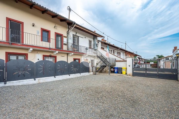 casa indipendente in vendita a San Maurizio Canavese in zona Malanghero