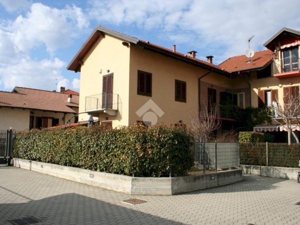casa indipendente in vendita a San Maurizio Canavese