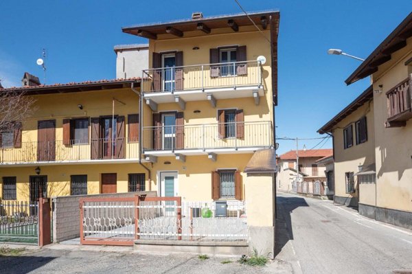 casa semindipendente in vendita a San Maurizio Canavese in zona Malanghero