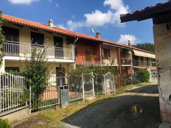 casa indipendente in vendita a San Maurizio Canavese in zona Malanghero